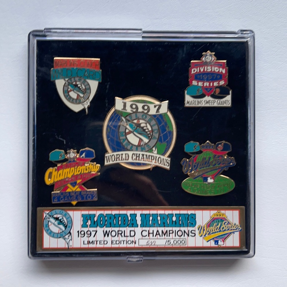 Commemorative Pin Set 97 FL Marlins World Series